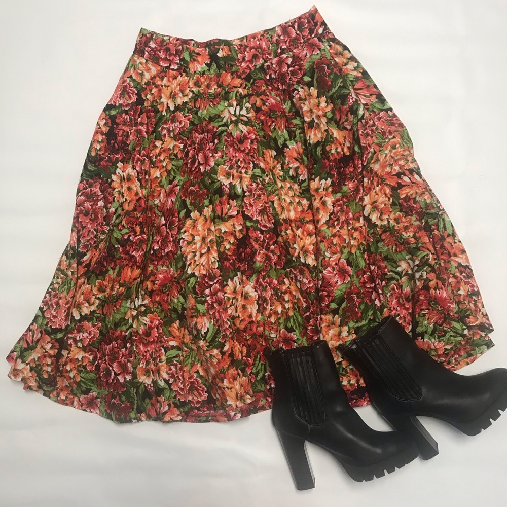 Premise floral circle skirt
